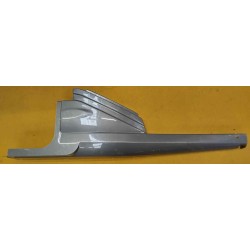 Zijskirt rechts voor