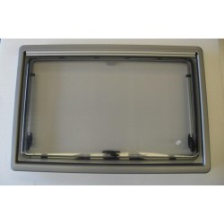 Complete set raam 900x600 met kozijnen, hor en verduistering